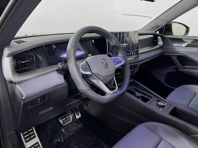 new 2025 Volkswagen Tiguan car, priced at $40,117