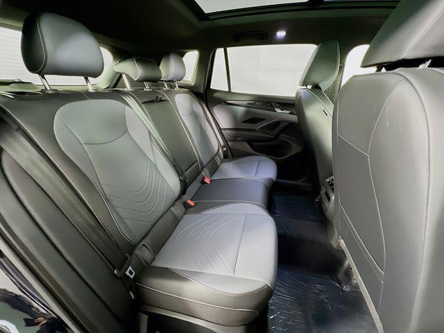 new 2025 Volkswagen Tiguan car, priced at $40,117