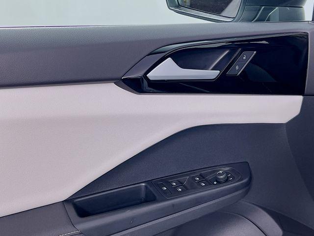 new 2025 Volkswagen Taos car, priced at $28,416