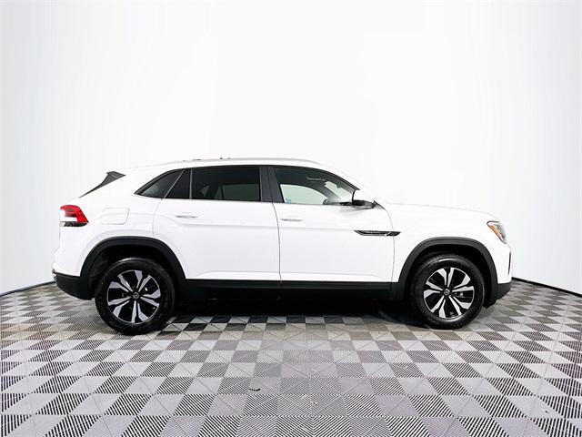 new 2024 Volkswagen Atlas Cross Sport car, priced at $40,371