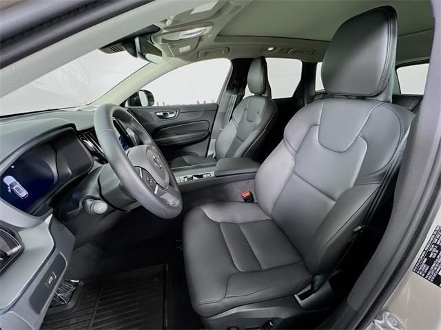 new 2025 Volvo XC60 car, priced at $51,535
