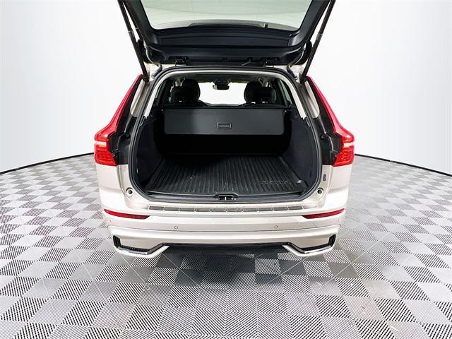 new 2025 Volvo XC60 car, priced at $51,535