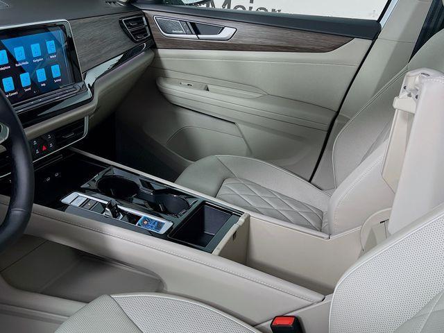 new 2026 Volkswagen Atlas car, priced at $57,804