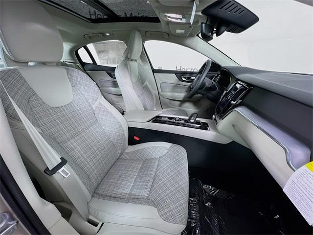 new 2024 Volvo S60 car, priced at $47,545