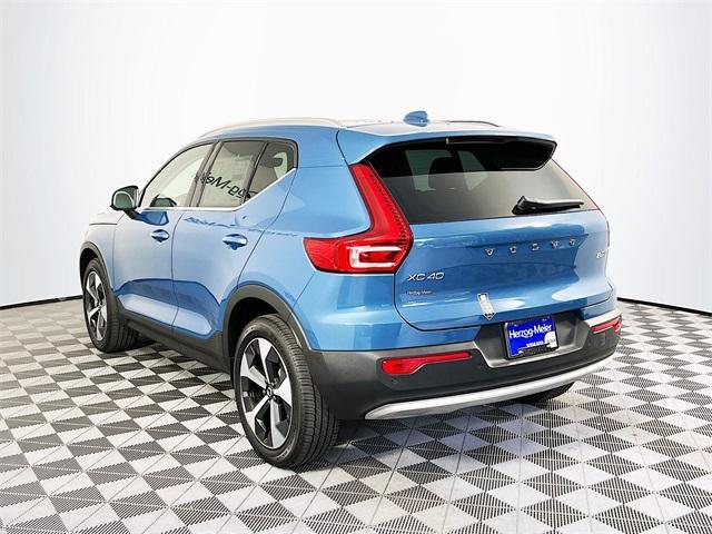 new 2025 Volvo XC40 car, priced at $48,550