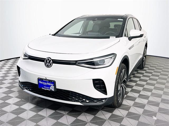new 2025 Volkswagen ID.4 car, priced at $60,236