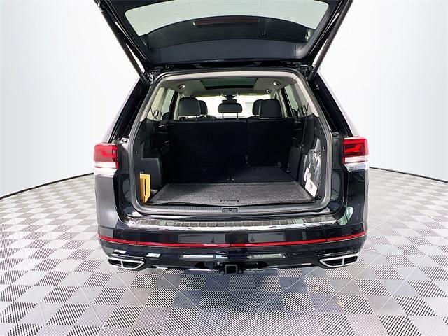 new 2025 Volkswagen Atlas car, priced at $56,244