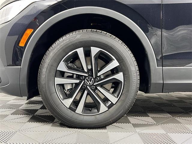 new 2024 Volkswagen Tiguan car, priced at $32,508