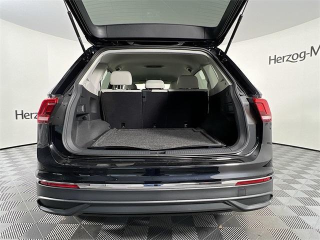 new 2024 Volkswagen Tiguan car, priced at $32,508