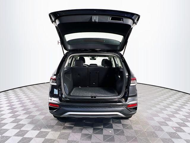 new 2025 Volkswagen Taos car, priced at $29,321