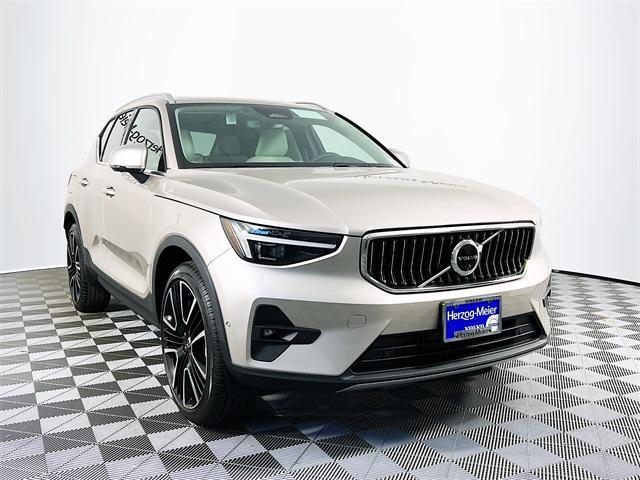 new 2024 Volvo XC40 car, priced at $53,375