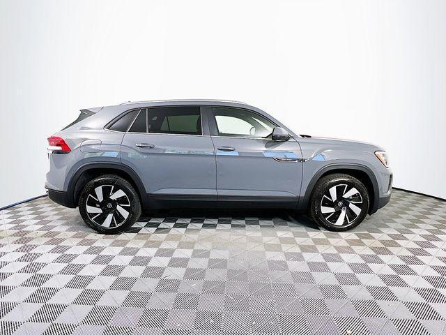new 2025 Volkswagen Atlas Cross Sport car, priced at $46,111