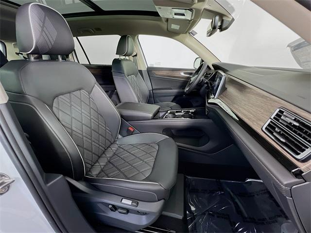 new 2025 Volkswagen Atlas car, priced at $57,394