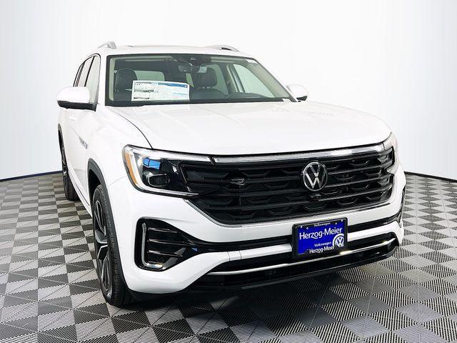 new 2025 Volkswagen Atlas car, priced at $57,394