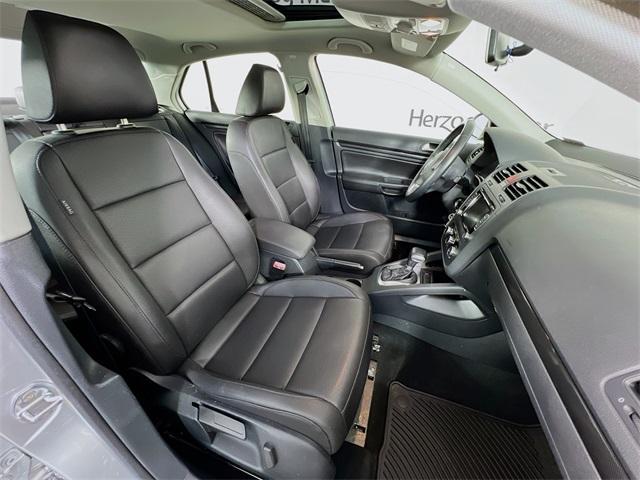 used 2010 Volkswagen Jetta car, priced at $5,988
