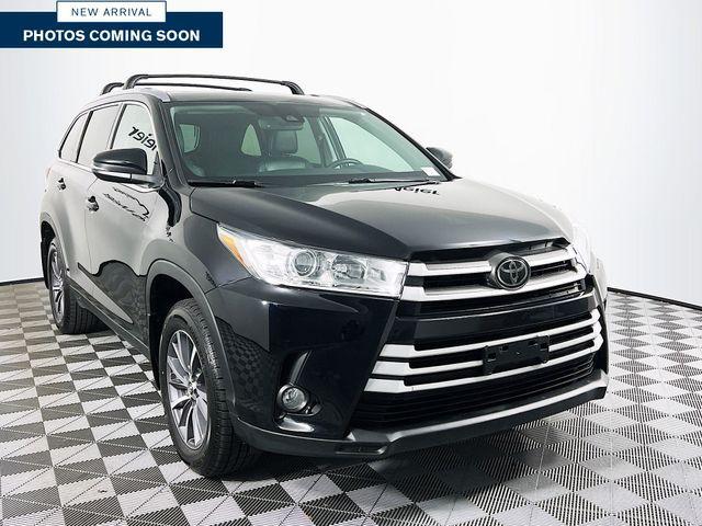 used 2019 Toyota Highlander car, priced at $25,988
