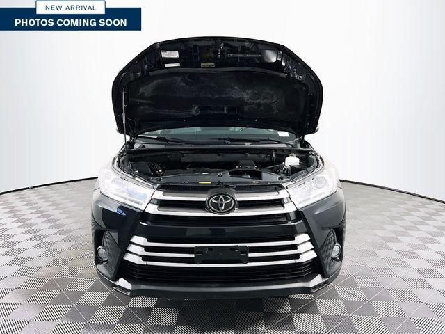 used 2019 Toyota Highlander car, priced at $23,988
