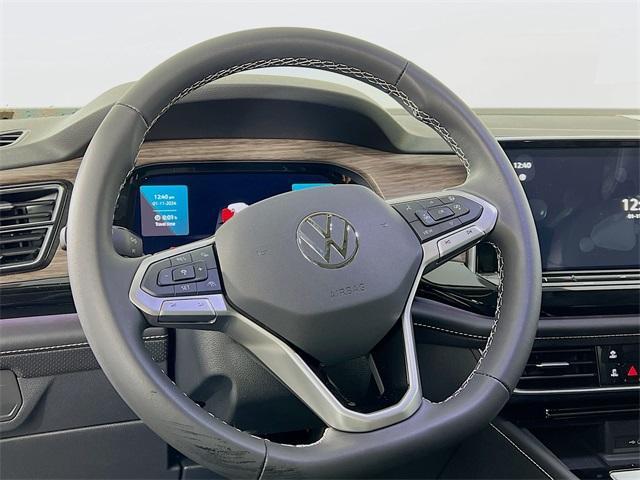 new 2024 Volkswagen Atlas car, priced at $51,046