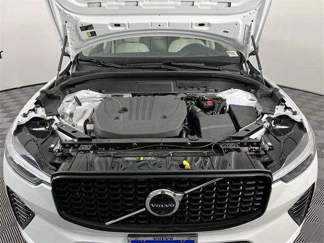 new 2025 Volvo XC60 car, priced at $60,660
