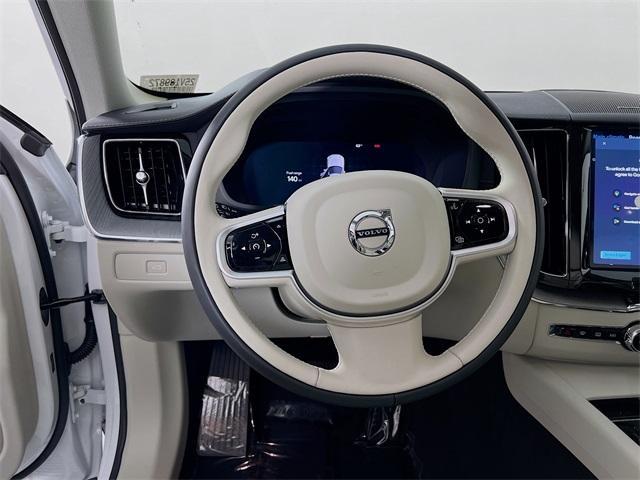 new 2025 Volvo XC60 car, priced at $60,660