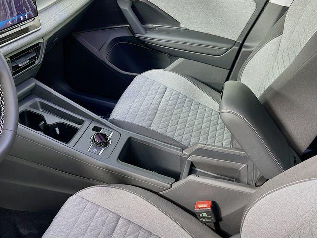 new 2025 Volkswagen Tiguan car, priced at $33,877