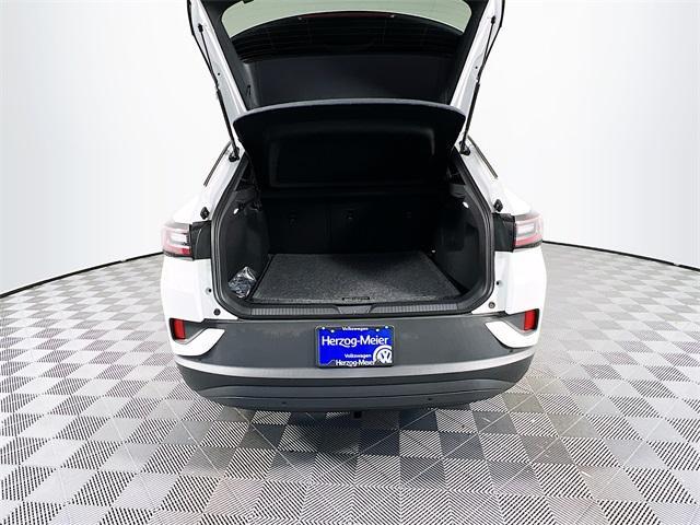 new 2025 Volkswagen ID.4 car, priced at $51,076