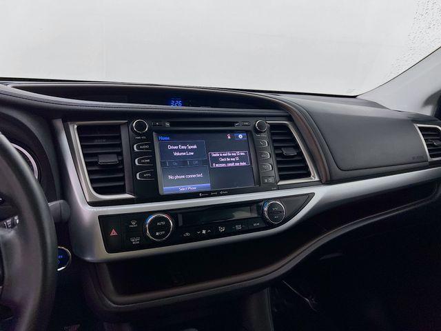 used 2019 Toyota Highlander Hybrid car, priced at $26,488