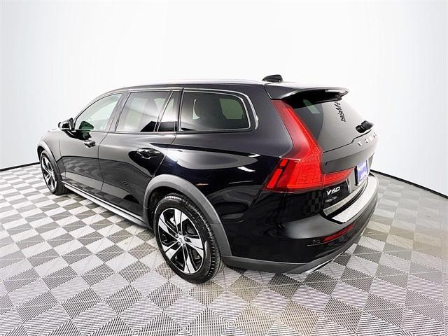 used 2020 Volvo V60 Cross Country car, priced at $29,488