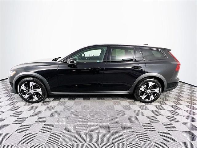 used 2020 Volvo V60 Cross Country car, priced at $29,488