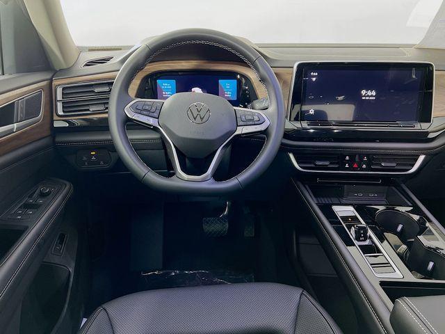 new 2026 Volkswagen Atlas car, priced at $48,645