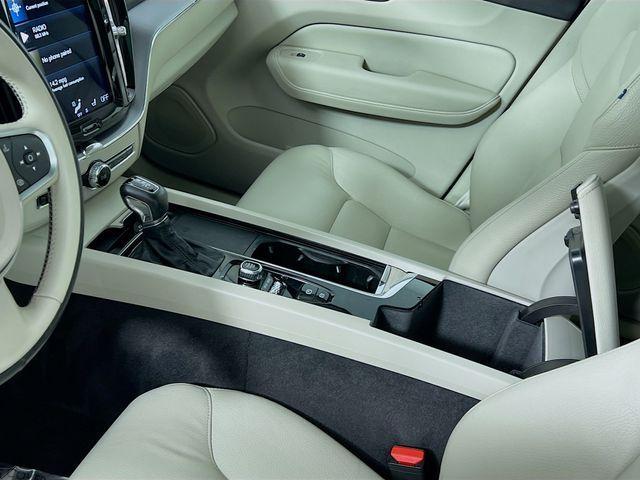used 2021 Volvo XC60 car, priced at $22,988