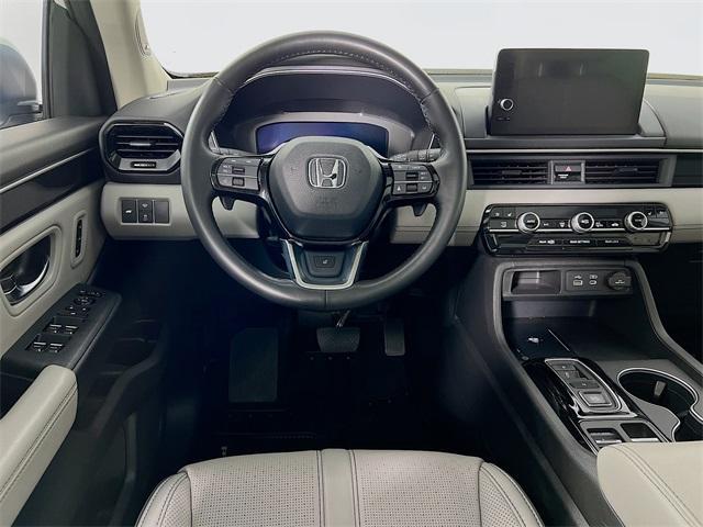 used 2023 Honda Pilot car, priced at $46,588