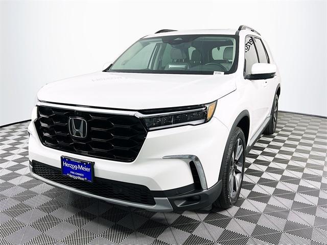 used 2023 Honda Pilot car, priced at $46,588