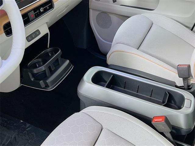 new 2025 Volkswagen ID. Buzz car, priced at $72,475