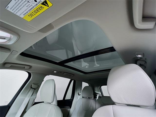 new 2025 Volvo XC90 car, priced at $66,465
