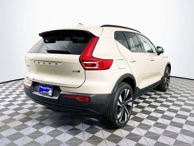 used 2025 Volvo XC40 car, priced at $44,025
