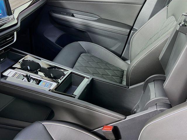 new 2025 Volkswagen Atlas car, priced at $56,244