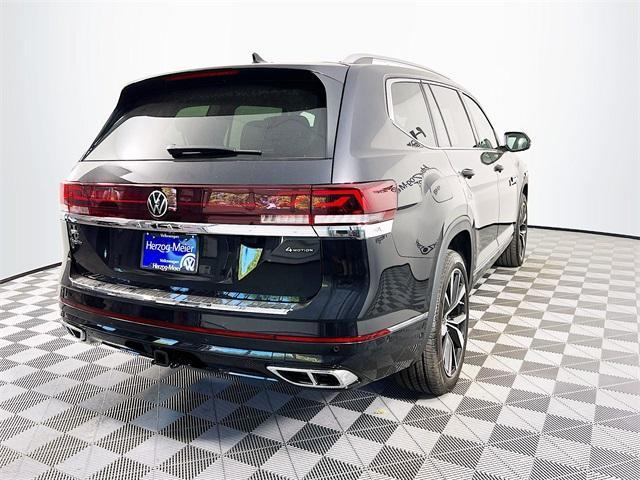 new 2025 Volkswagen Atlas car, priced at $56,244