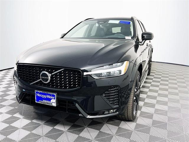 new 2025 Volvo XC60 car, priced at $65,230