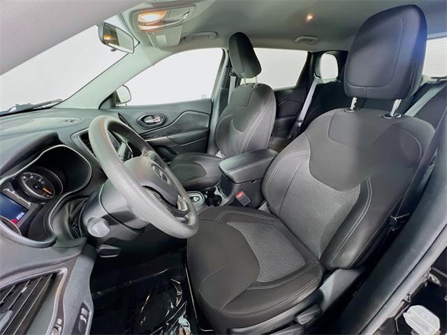 used 2020 Jeep Cherokee car, priced at $19,388
