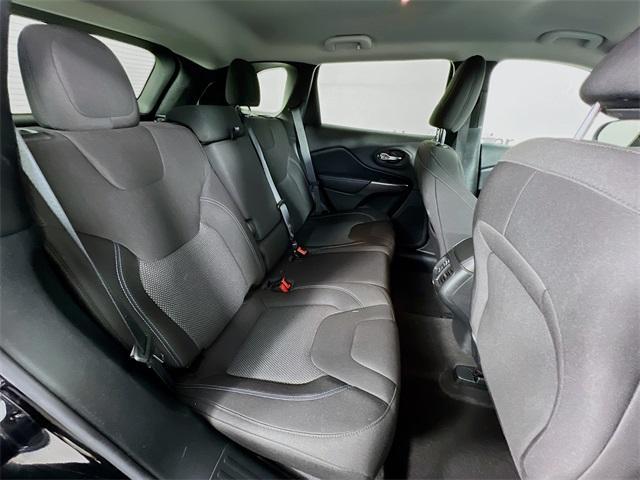 used 2020 Jeep Cherokee car, priced at $19,388