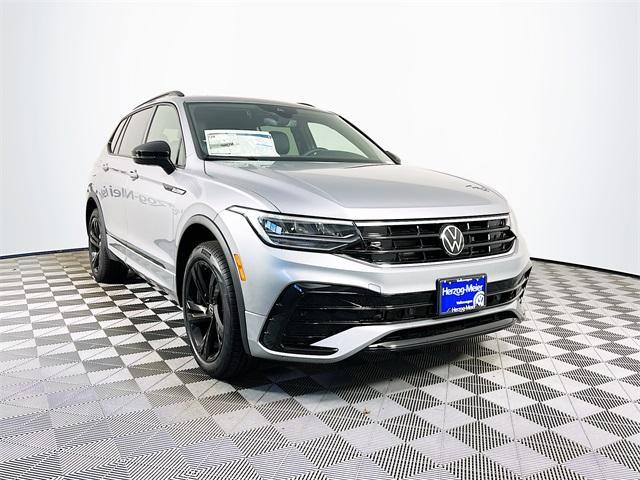 new 2024 Volkswagen Tiguan car, priced at $38,194