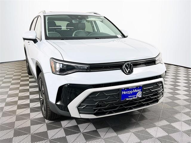 new 2025 Volkswagen Taos car, priced at $33,889