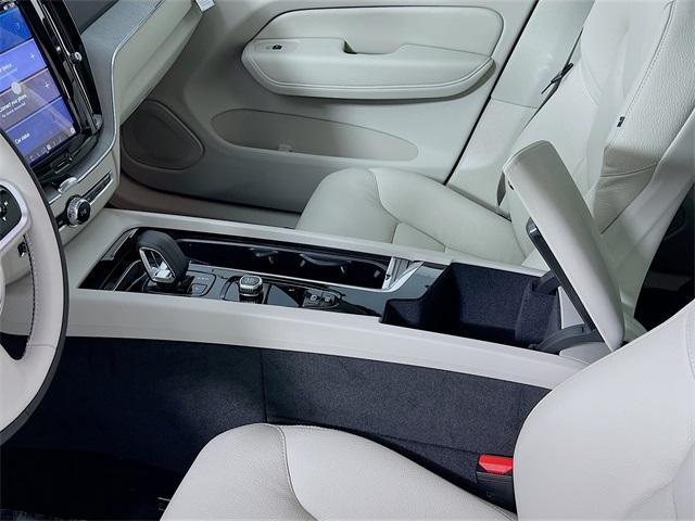 new 2025 Volvo XC60 Plug-In Hybrid car, priced at $67,800
