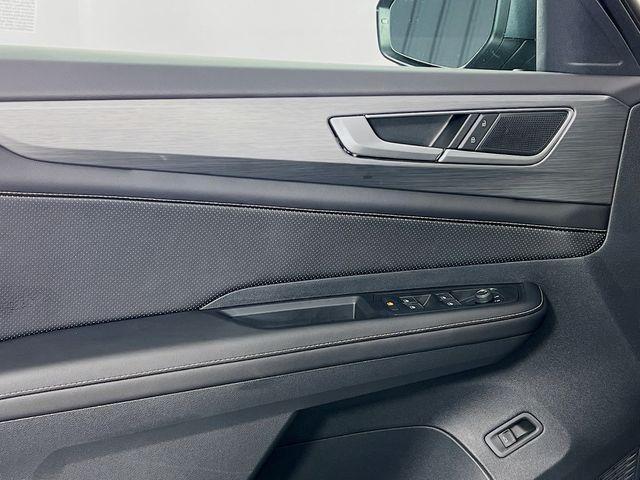 new 2025 Volkswagen Atlas Cross Sport car, priced at $47,746