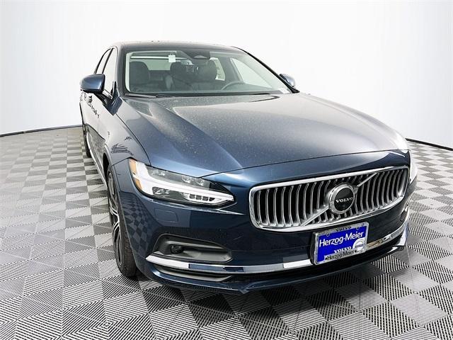 new 2025 Volvo S90 car, priced at $61,715
