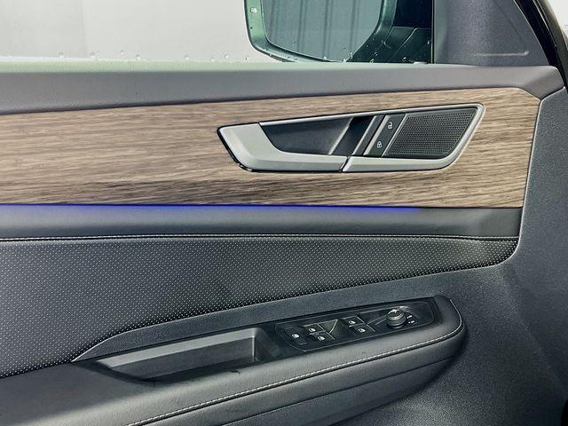 new 2026 Volkswagen Atlas car, priced at $52,339