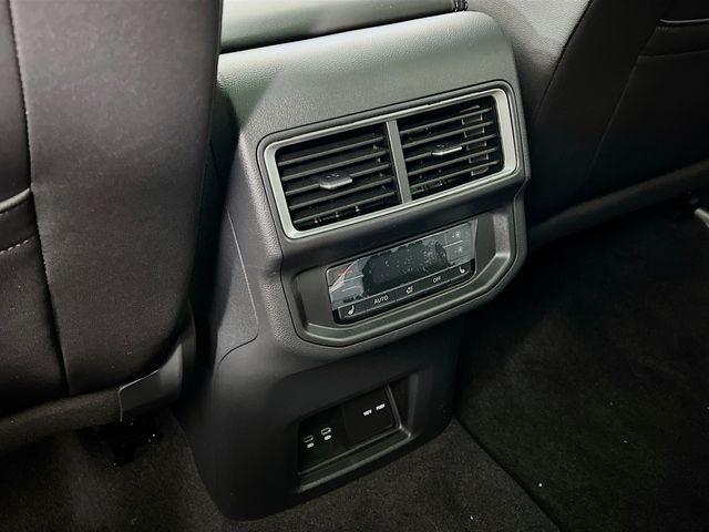 new 2026 Volkswagen Atlas car, priced at $52,339