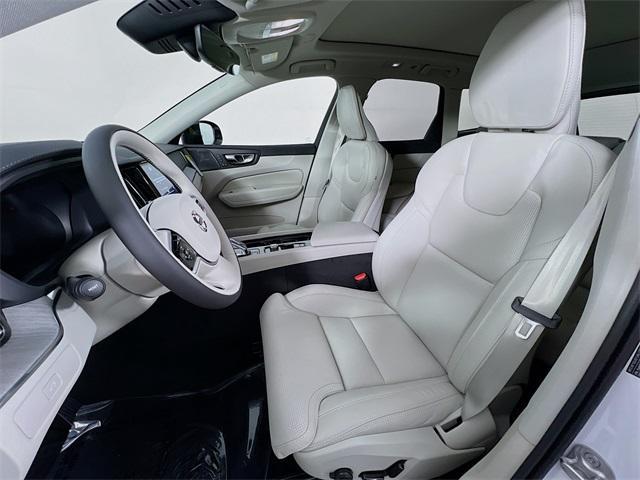 new 2025 Volvo XC60 car, priced at $61,010