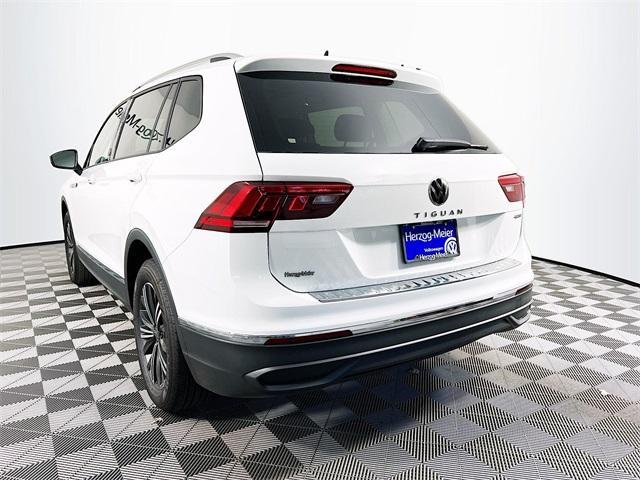 new 2024 Volkswagen Tiguan car, priced at $35,756